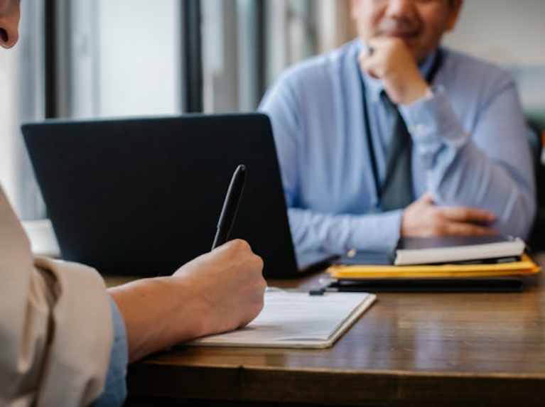 The Art of Contract Hiring